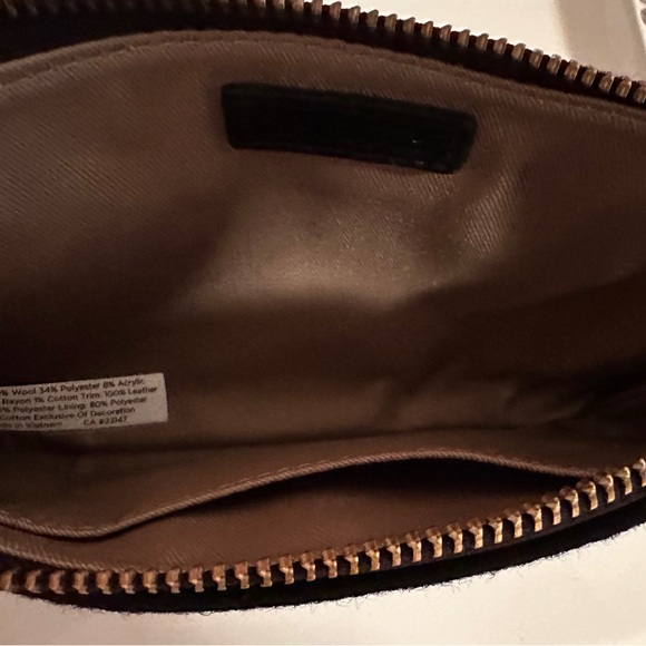 TALBOTS TERRIER WRISTLET AND TROUSER SOCKS SET - Picture 6 of 8